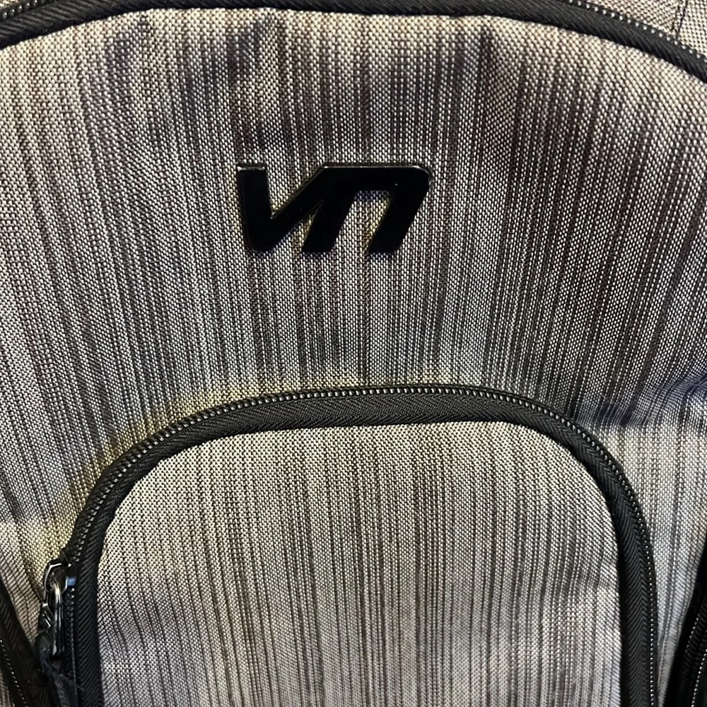 Veevan Backpack
